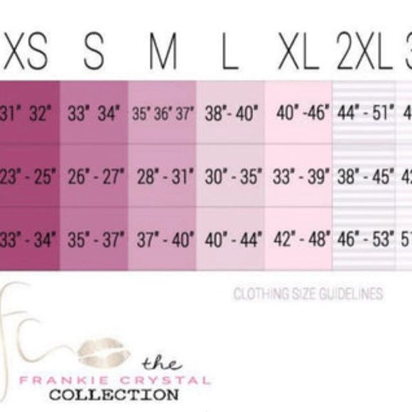 NWT Forget About It Floral Top - Picture 3 of 3